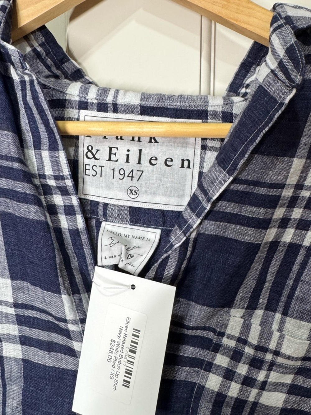 Frank & Eileen Navy Plaid Button-Up Shirt XS NWT - Picture 3 of 3